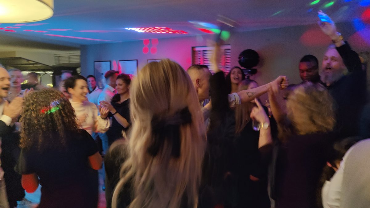 Elske de Wal DJ Arnold Mulder Verjaardagsfeest